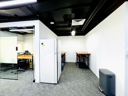 111 Somerset (D9), Office #530703171